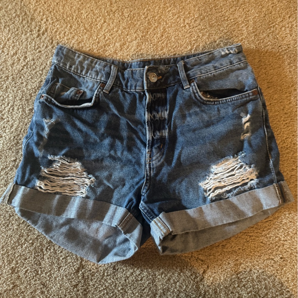 H&M Distressed Jean Short